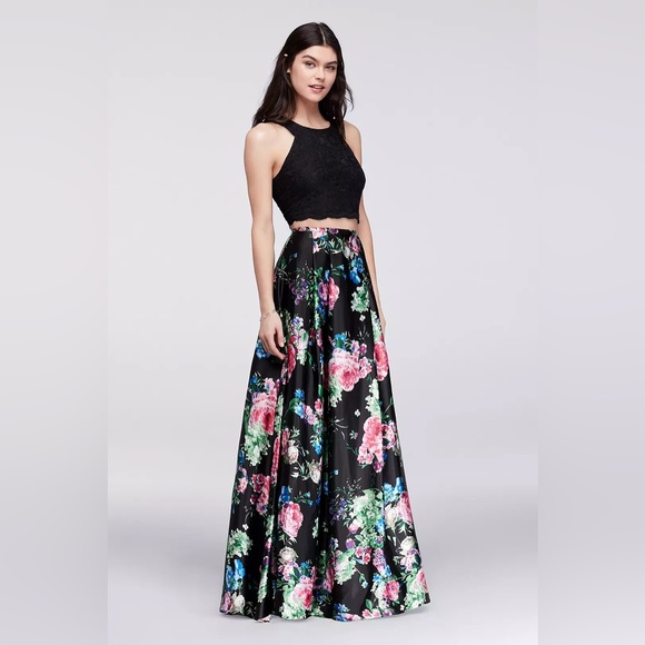 Dresses & Skirts - Black Floral Two-Piece Prom Dress